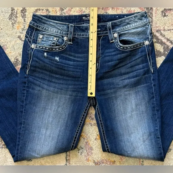 Miss Me Womens Size 32 Mid Rise Skinny Jeans Embellished Pockets Western - Picture 4 of 7